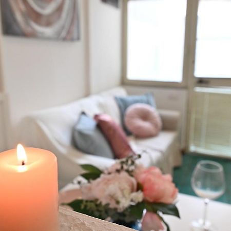 Izzhome City Love 卡利亚里 外观 照片