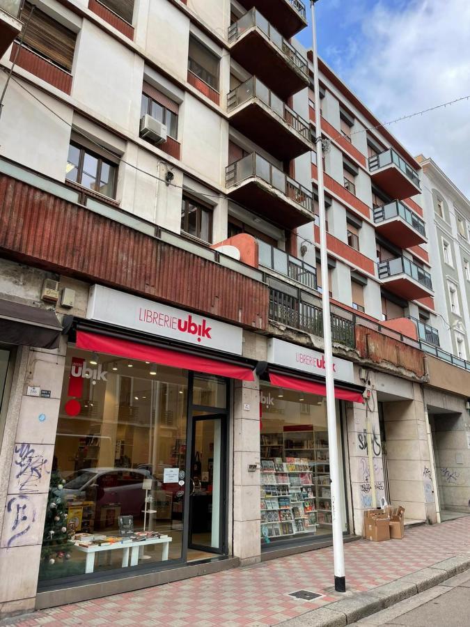 Izzhome City Love 卡利亚里 外观 照片