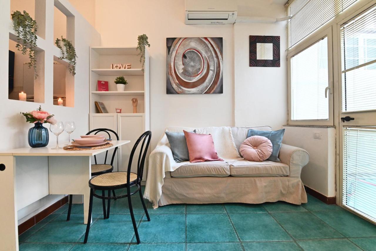 Izzhome City Love 卡利亚里 外观 照片